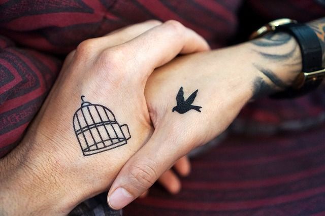 tatuaje pequeño mujer y su significado