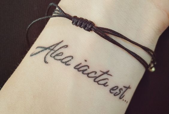 tatuaje alea iacta est